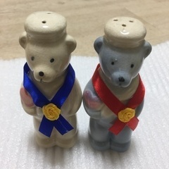 ☆新品☆塩コショウ入れ スパイス入れ くま 調味料ケース 食器 ...