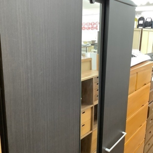 2枚扉ミラー付ワードローブ売ります！