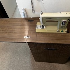 ブラザーミシン 台付の画像