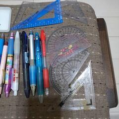 古い文具いろいろの画像