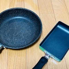 【至急の募集！！】フライパン　玉子焼き器　圧力鍋　5点セットの画像