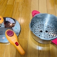 【至急の募集！！】フライパン　玉子焼き器　圧力鍋　5点セットの画像