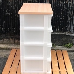4段ウッドトップチェストの画像