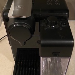〈ネスプレッソ〉〈ラティシマ〉〈ミルクフォーム付き〉の画像