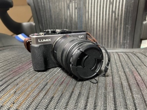 LUMIX GX1 OIS14-45付