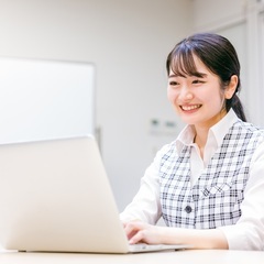 短期~シフト自由！♪データ入力(電話なし)事務