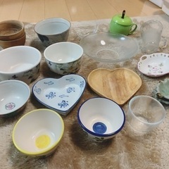 お皿　1枚50円　まとめ割あり