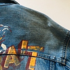 ジーンズジャケットの画像