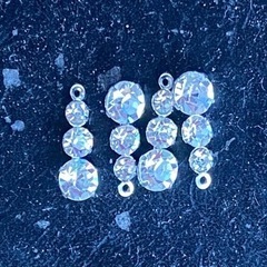 【新品】 3連スワロフスキーダイヤモンド Sea Horse Brand　12個の画像