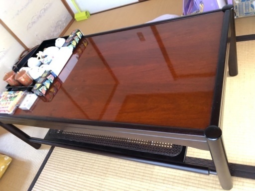センターテーブル