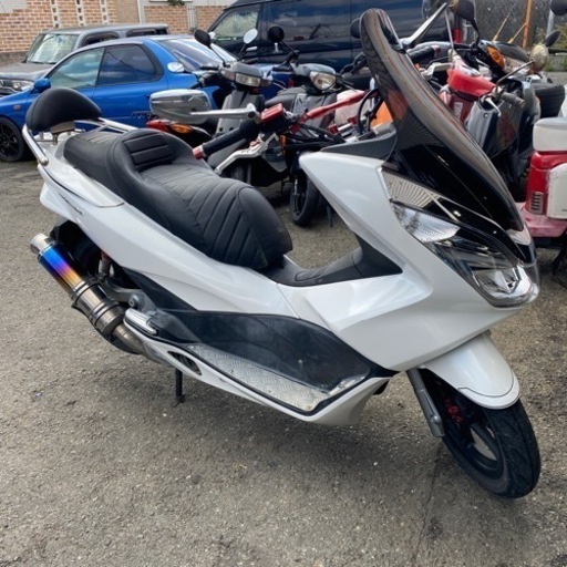 HONDA pcx125 -2型　白色　カスタム多数　実動　福岡市南区