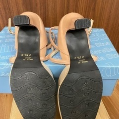 レディースシューズ　21.5の画像
