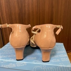 レディースシューズ　21.5の画像