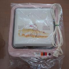 【新品長期保管】カントリーフレンド　電気ヒーター&鍋の画像