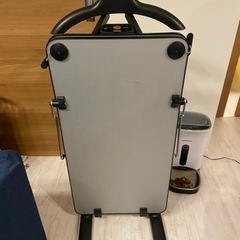 東芝製　ズボンプレッサー　無料で差し上げます