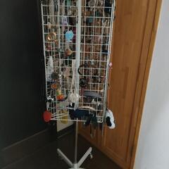 アクセサリースタンド（アクセサリーは付きません）