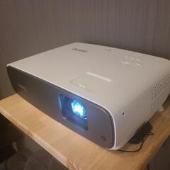 BenQ　HT3550i　4Kプロジェクター　プレミアム　ホームシアター