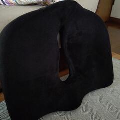 ☆お取引終了☆ 低反発  骨盤 クッションの画像