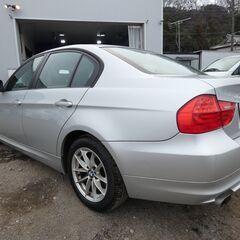 H22年　３シリーズ　320i　スタイルエッセンス　車検令和5年1月　811の画像