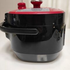 マイコン電気圧力鍋　コイズミ　KOIZUMI　KSC-3501の画像