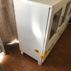 食器棚　2/27まで募集の画像