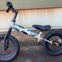 キックバイクHUMMERハマー