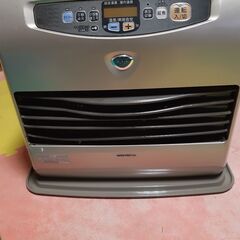 コロナ石油ファンヒーターの画像