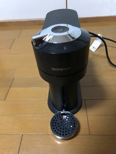 ネスプレッソ カプセル式コーヒーメーカー ヴァーチュオ ネクストGCV1-BK-W