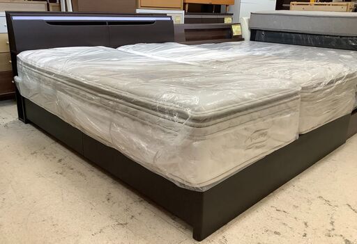 錦之堂インターナショナル ベッド 宮付き 電源＆USBコンセント付 クイーンサイズ N-sleep マットレス付き 木目DBR【ユーズドユーズ名古屋天白店】 J1581