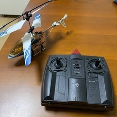 ラジコンヘリ　