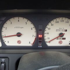 MGF1.8i VVC オープンカー赤色レザーシート1996年10月登録の画像