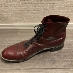 ステイシーアダムス　赤系の画像