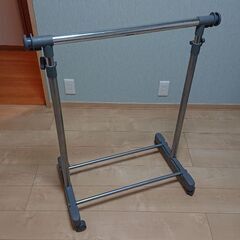 スチールハンガーかけ 現地引き取り者募集！の画像