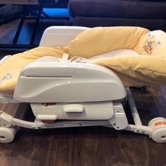 美品　Combi ハイローチェア テーブル付　usedの画像