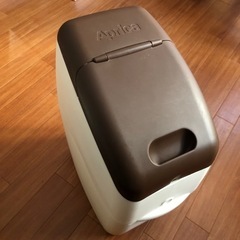 アップリカ　におわなくてポイ　消臭タイプ　本体のみ　ブラウン×ホ...