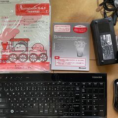 モニタ一体型PC本体 Core i7/2TB/23インチ/ONKYO製スピーカー/Office(Word, Excel, Power point)/DVDプレーヤ/ REGZA PC D731/T7DBの画像