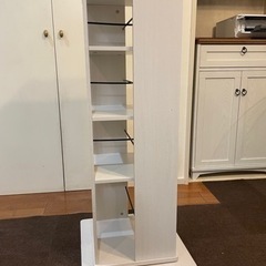 本棚　回転　ディスプレイ　白　文庫本　単行本などの画像