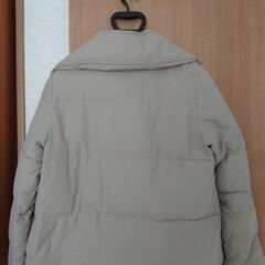 ダウンジャケット アウター 上着 ベージュの画像