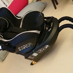 AILBEBE チャイルドシート 中古