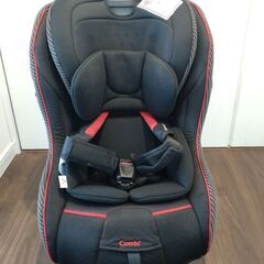 combi　チャイルドシート　新生児〜７歳