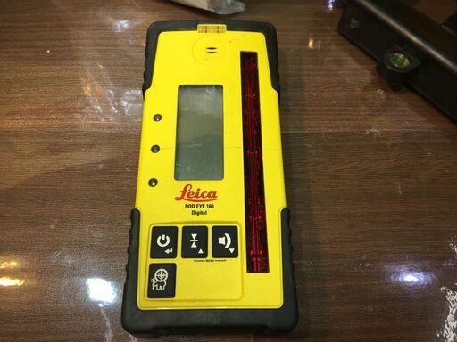 ライカ　回転レーザー　RUGBY610　中古品　受光器有