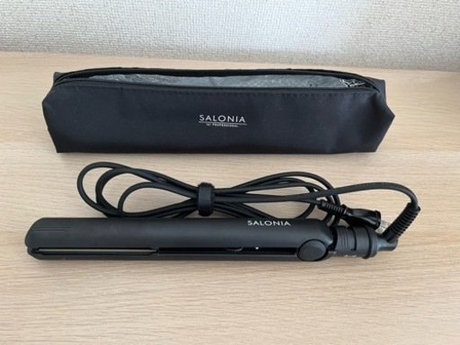 【美品】SALONIA ストレートアイロン　プロ仕様230℃対応