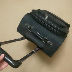 キャスター付き ビジネスバッグ / キャリーケースの画像