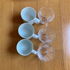 無印良品のコップ3個、無印良品のグラス3個