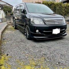 ♪AZR60ノア前期！マットブラックFバンパー♪