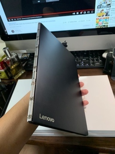 Lenovo Yogabook ブラック