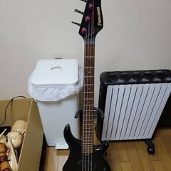 アンプにて音出し確認済！ネックも良好♪FERNANDES REV...