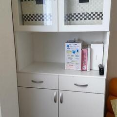 引き渡し予定者決定　食器棚　現状引き渡し