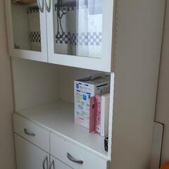 引き渡し予定者決定　食器棚　現状引き渡しの画像