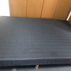(取引者決定済み)脚付きマットレスベッド(セミダブル)